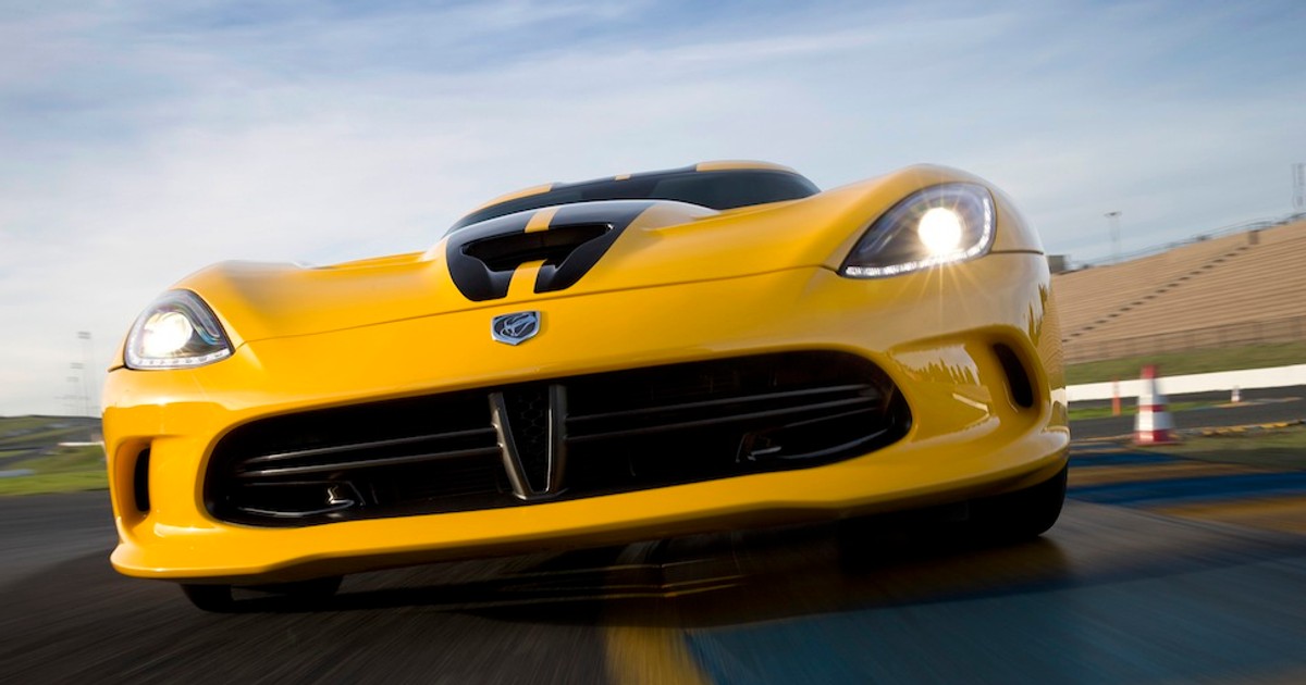 SRT Viper: amerykański drapieżnik