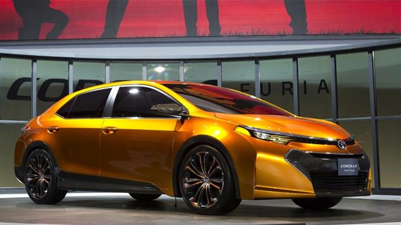 Detroit 2013 - Toyota Corolla Furia