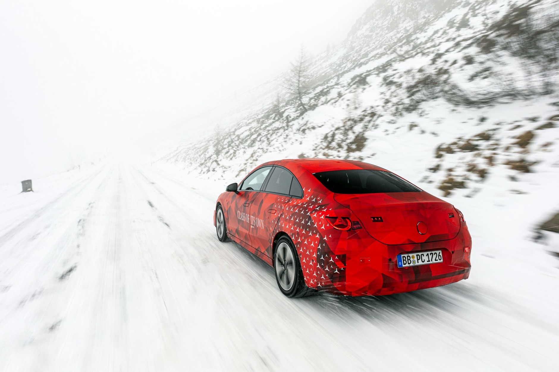 Zimowy test prototypu Mercedesa CLA