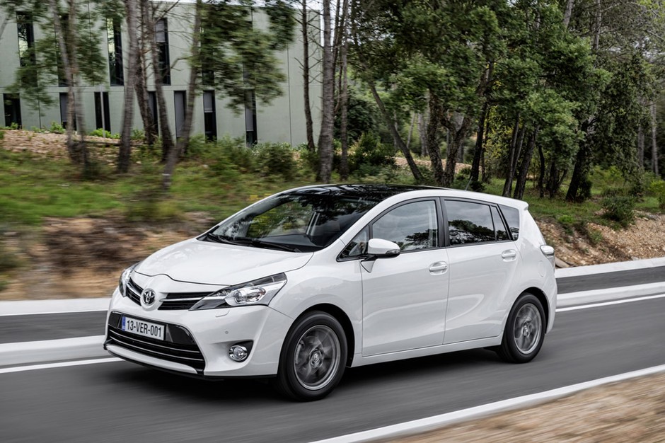 Nowa Toyota Verso idzie w ślady Aurisa