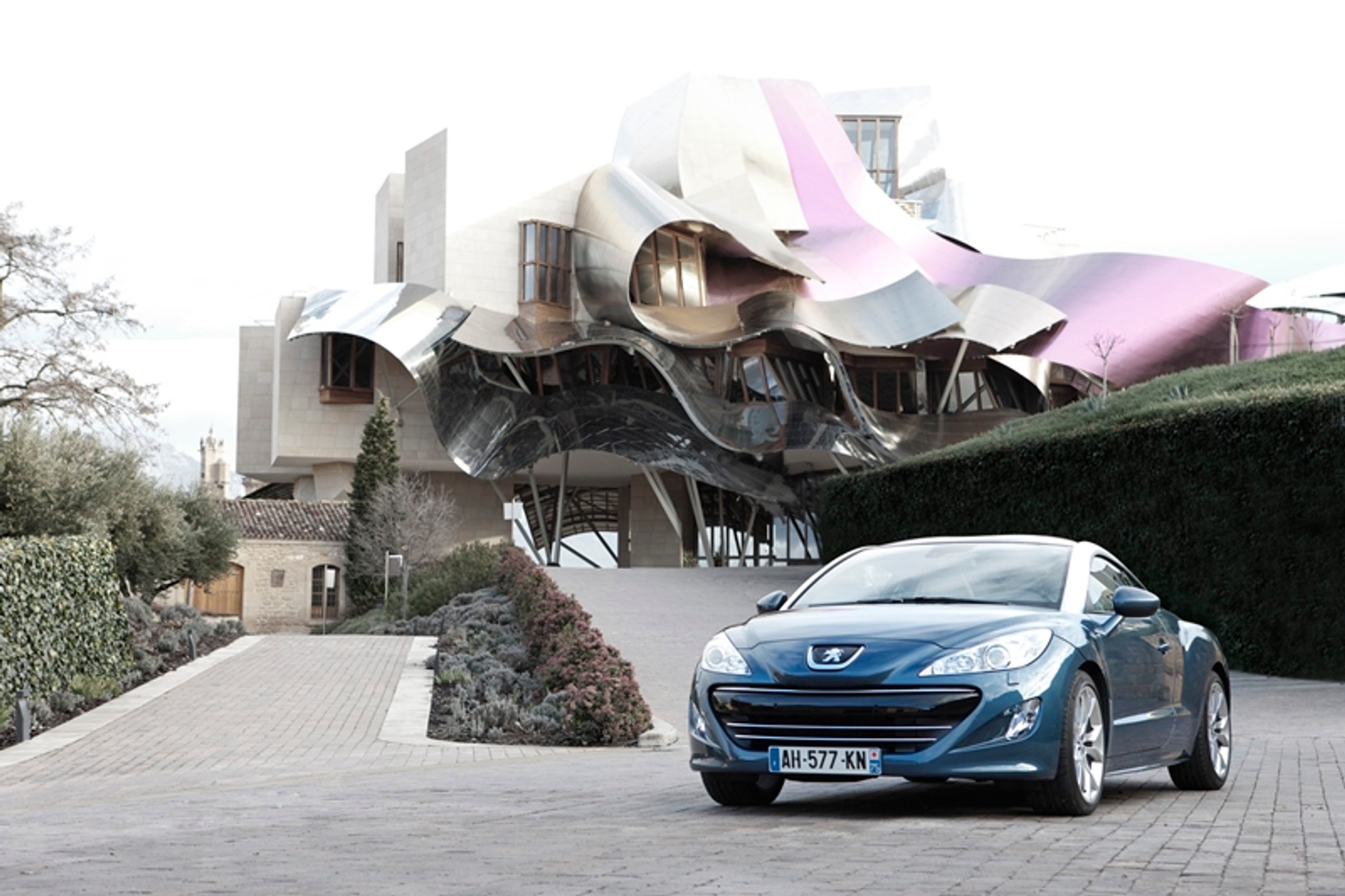 Peugeot RCZ – z pięknem trzeba obcować