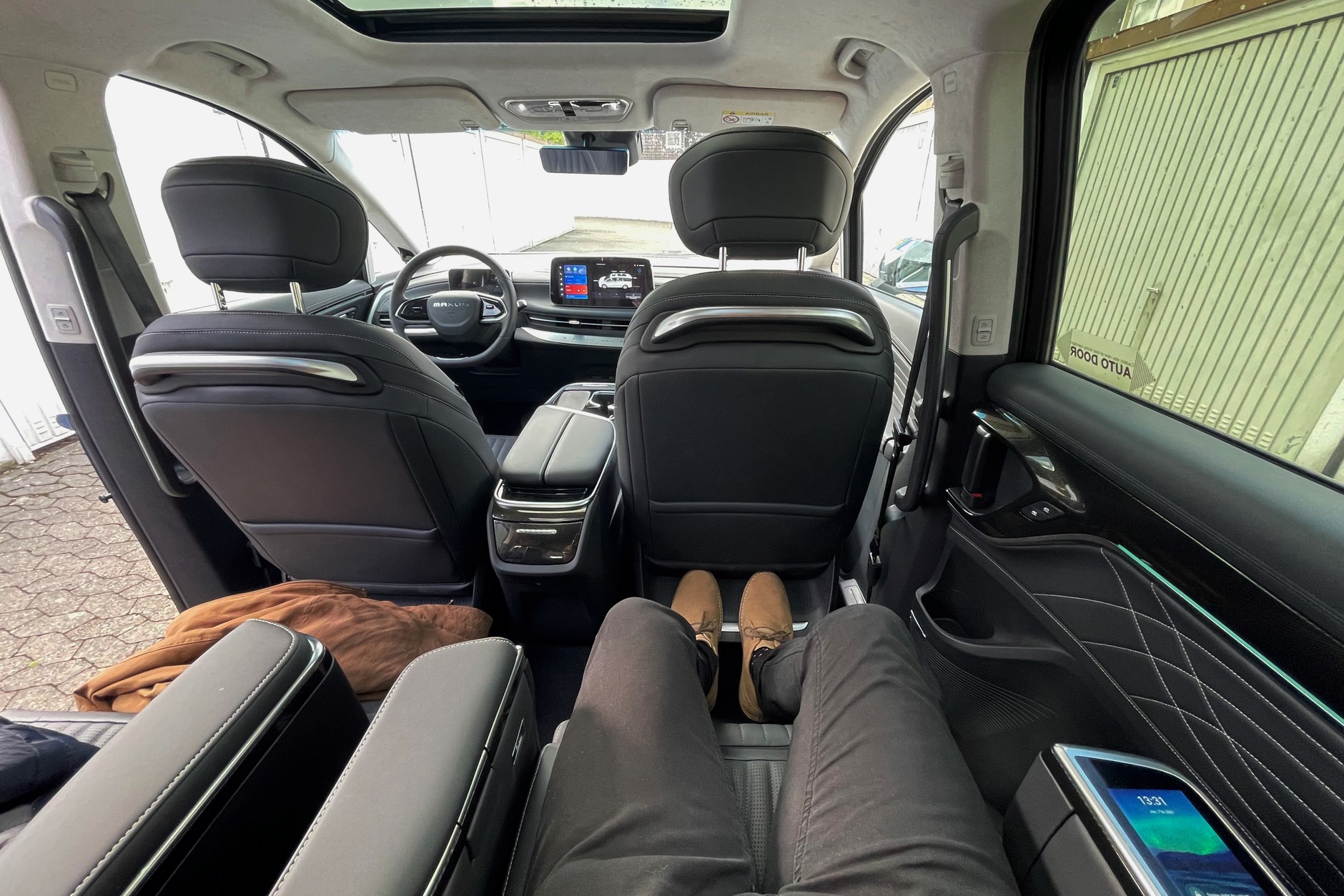 Maxus MIFA 9 - pierwsza jazda luksusowym chińskim e-vanem