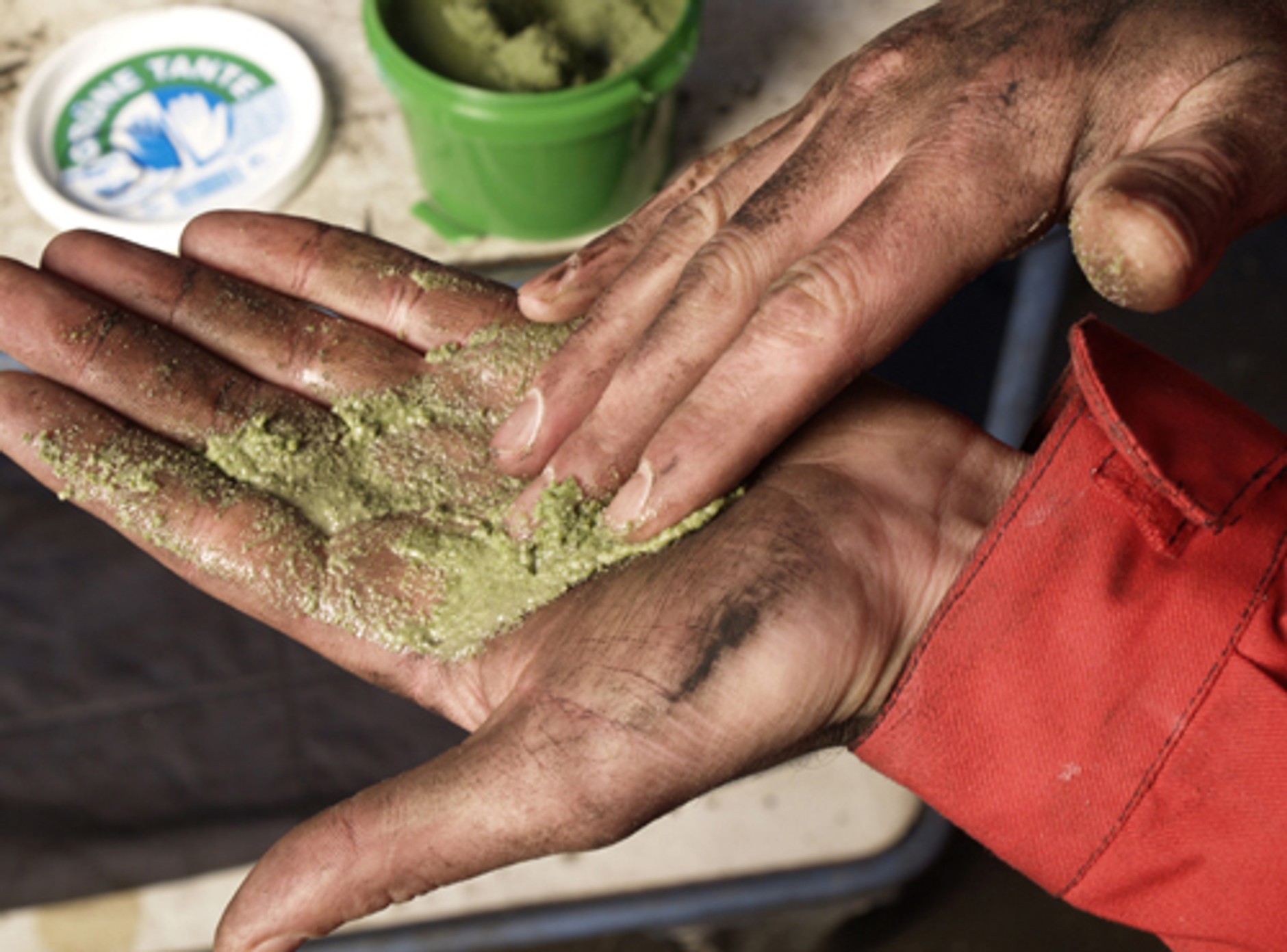 Czym najlepiej zwalczać brud?