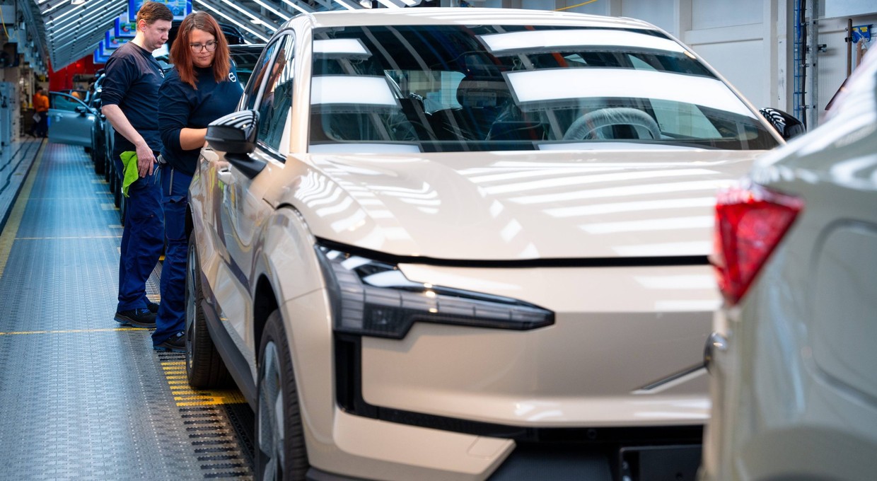 Volvo EX30 jest już produkowane w Europie. Do tej pory powstawało wyłącznie w Chinach
