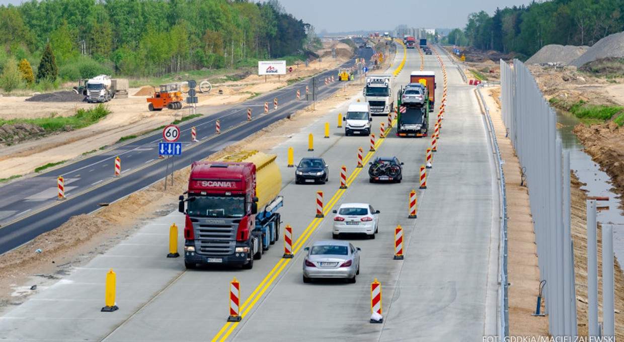 Ułatwienia dla kierowców na budowanym odcinku autostrady A1