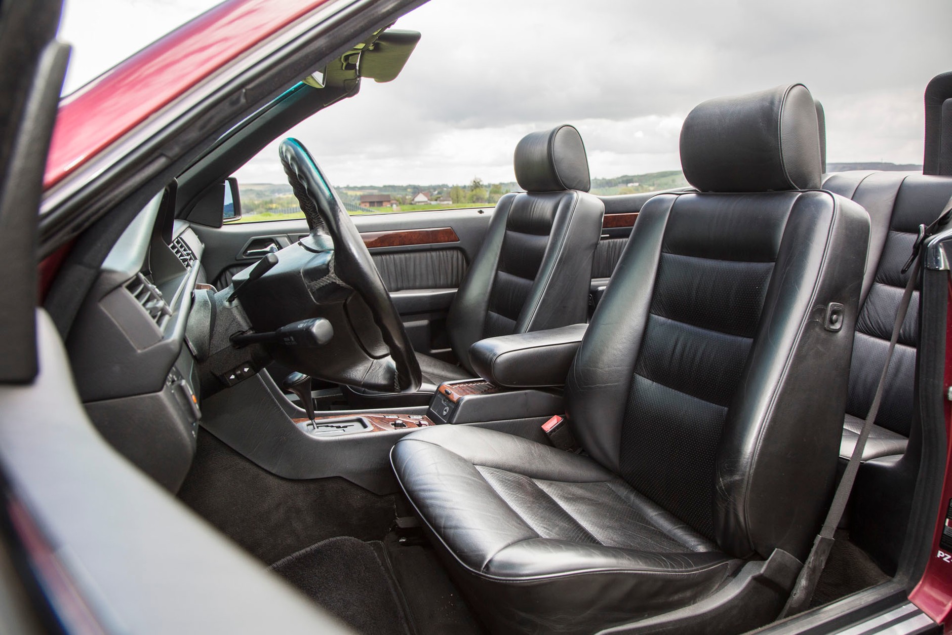 Mercedes A124 320 CE - klasyk, który zmienił historię