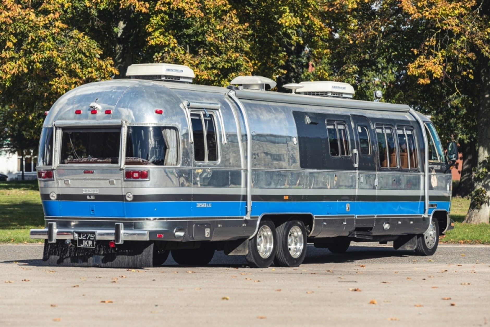 Airstream 350LE do kupienia na aukcji