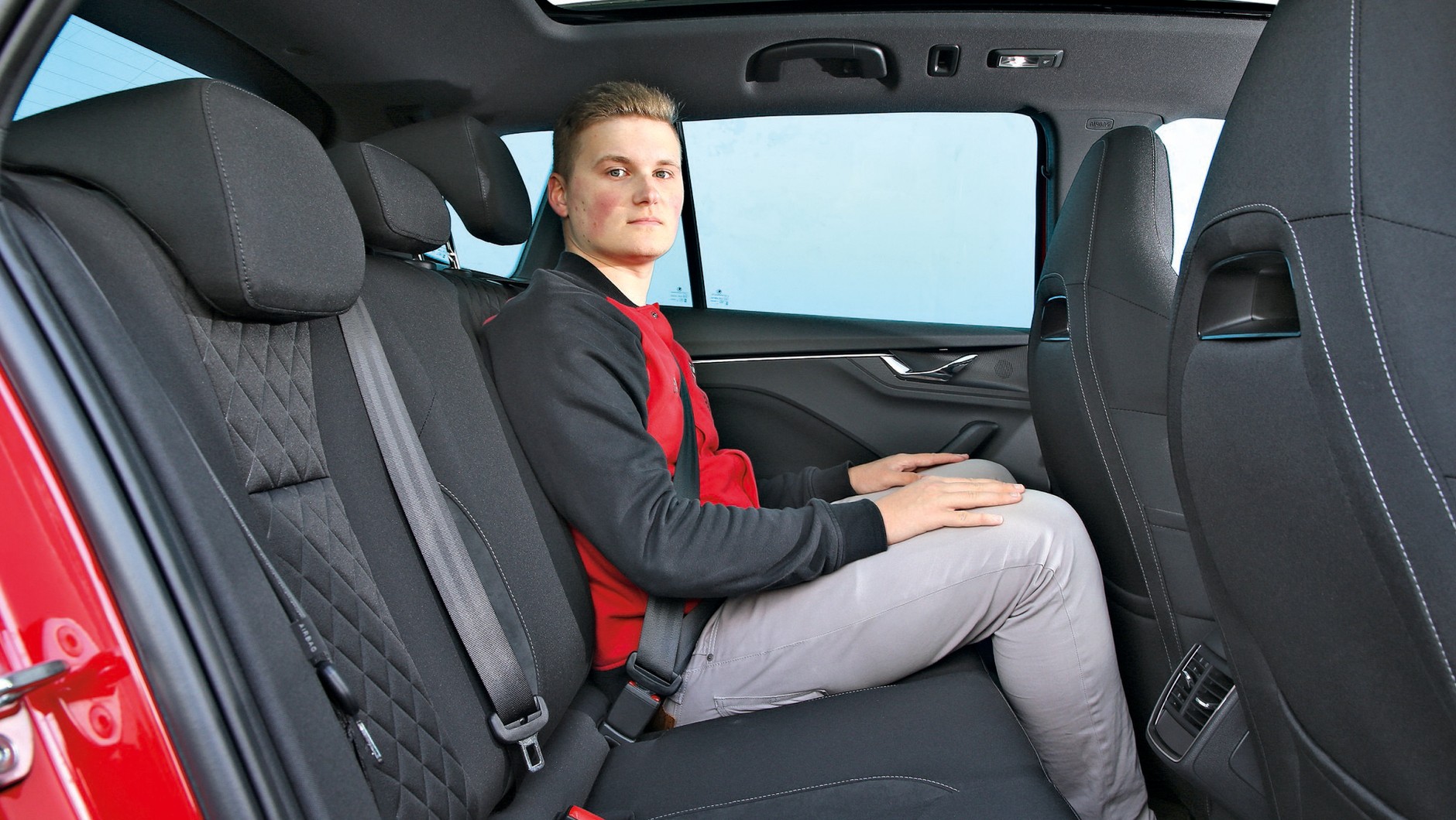 Škoda Kamiq 1.0 TSI - tylna kanapa