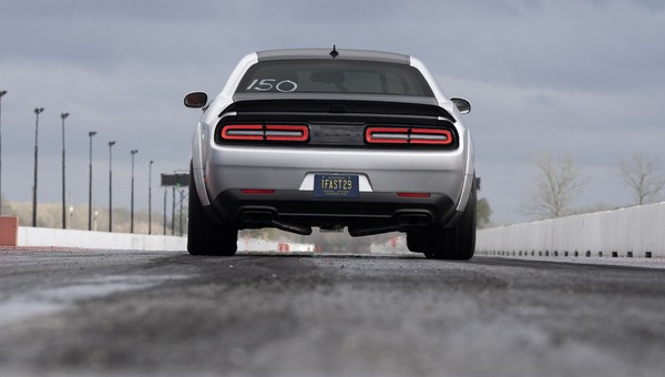 Dodge Challenger SRT Demon 170 to hiperauto wśród muscle carów! Przekroczył magiczną granicę