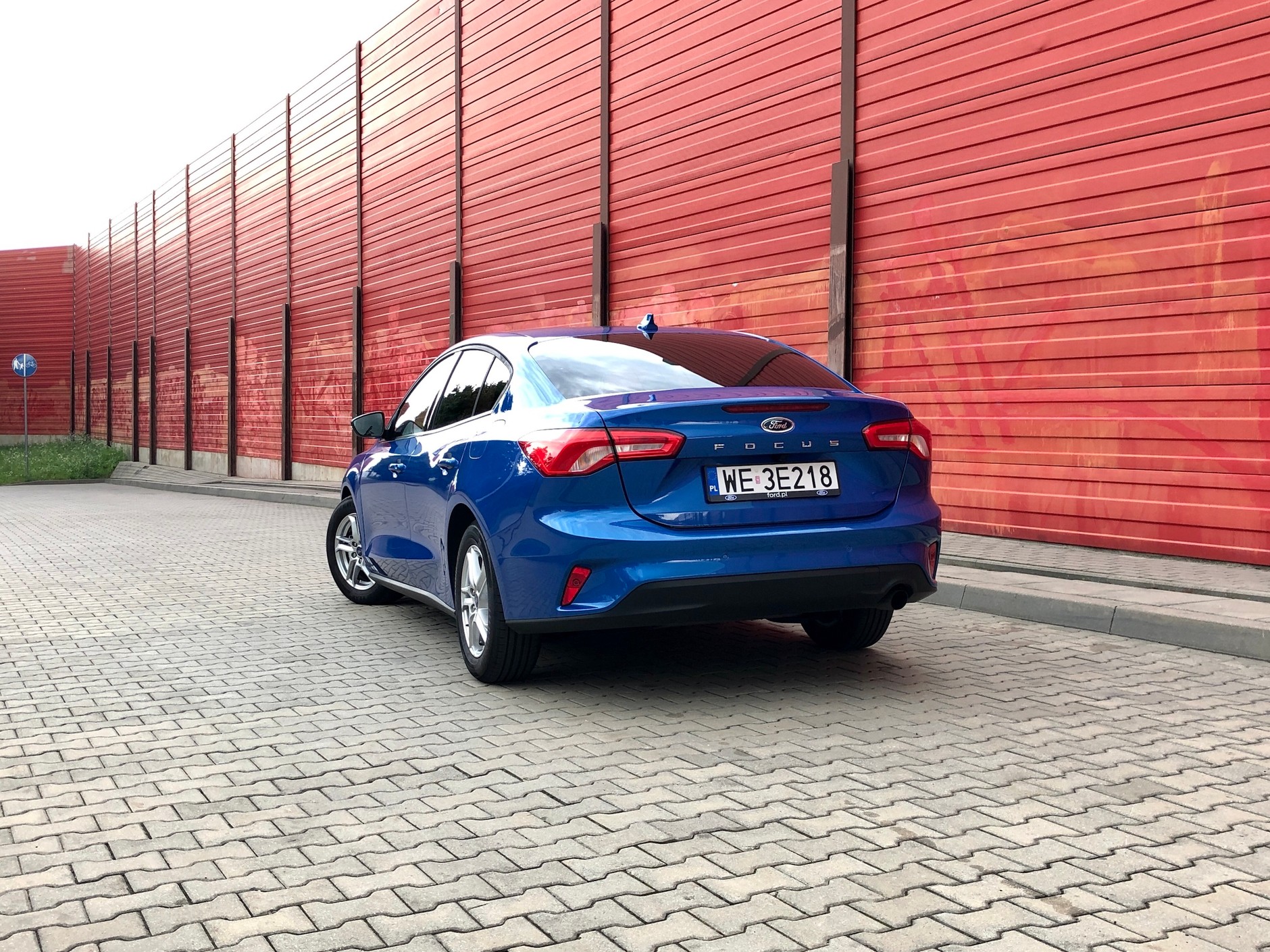 Ford Focus Sedan 1.0 EcoBoost Connected