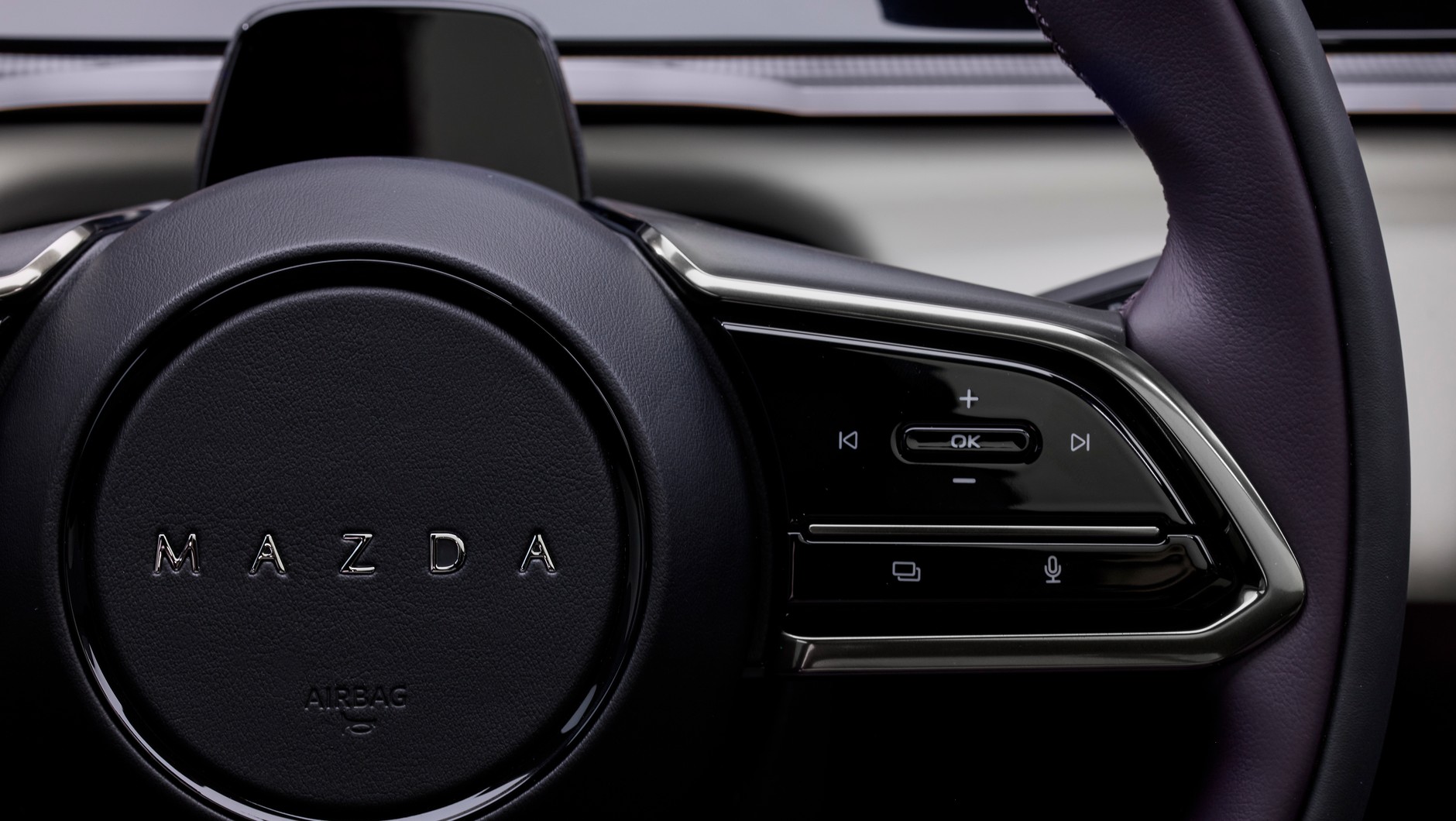 Mazda CX-6e