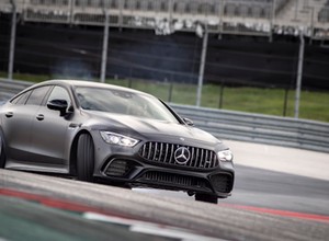 Mercedes AMG GT 4 – moc w czystej postaci | TEST