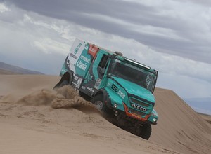 Dakar 2017: powrót Sonika, strata Przygońskiego (7. etap)