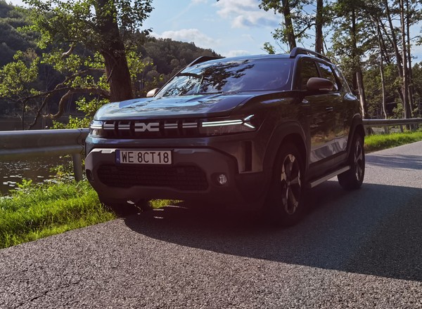 Zabrałem Dacię Duster w podróż po Polsce. Trzeba było z nią postąpić jak z telefonem