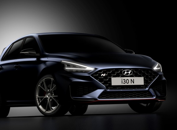 Hyundai i30 N po liftingu - ostrzejszy wygląd i nowa skrzynia biegów