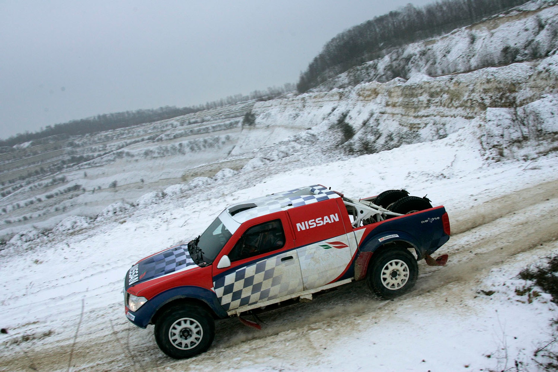 Rajd Dakar 2011: Nani Roma w Nissanie Krzysztofa Hołowczyca (galeria Rallyworld©Willy Weyens)