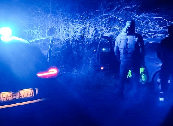Sceny jak z filmu w Świebodzinie: policjanci po służbie próbowali zatrzymać pijanego kierowcę
