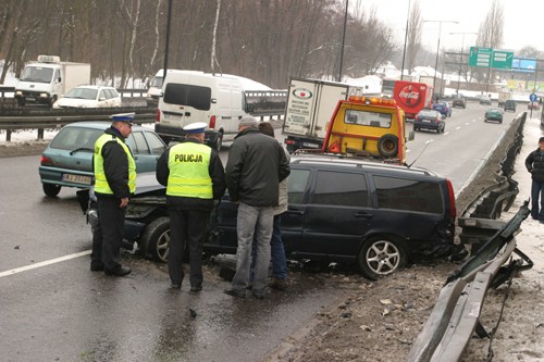 Wypadki samochodowe - Gdzie i jak się rozbijamy?