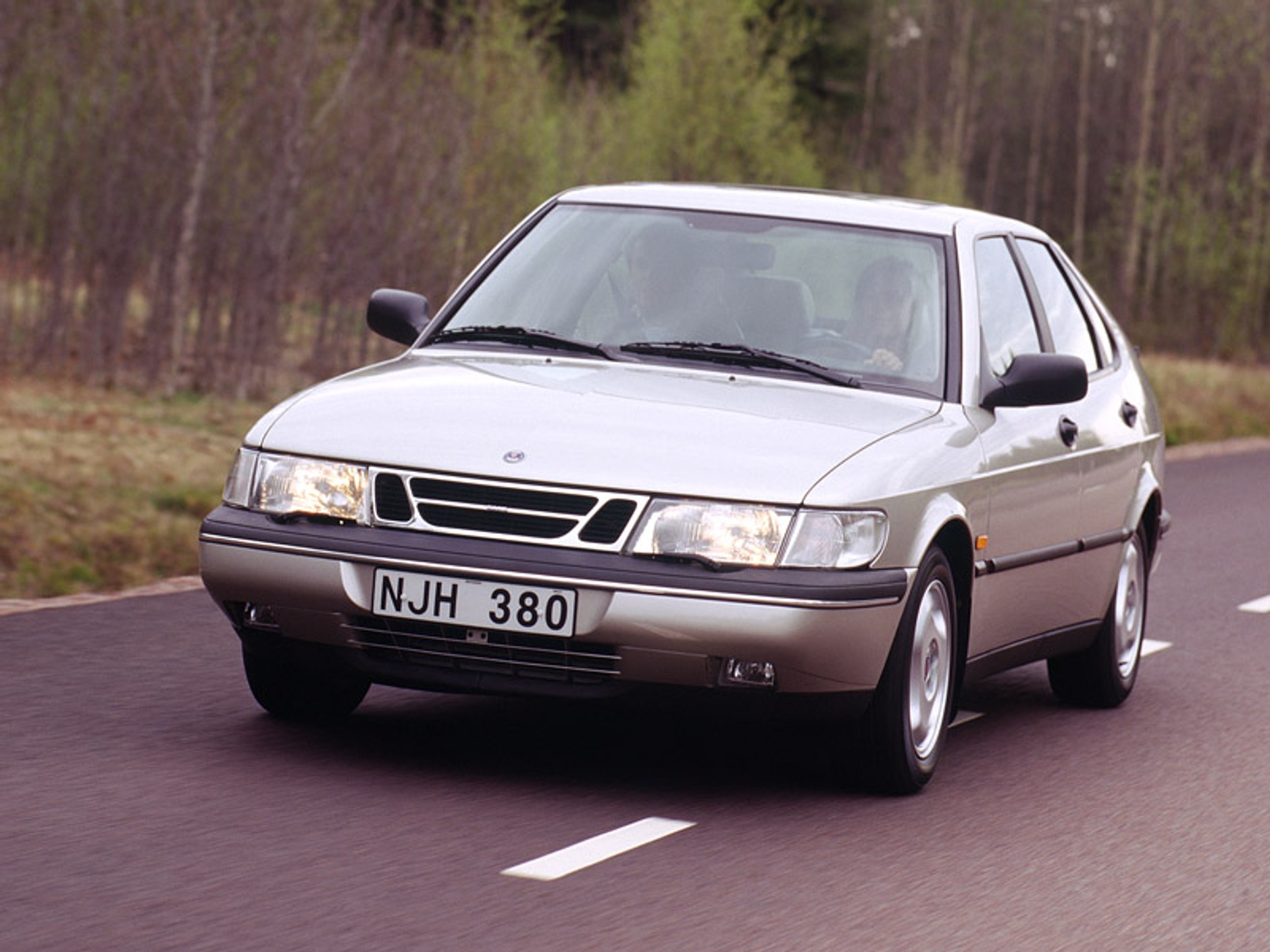 Saab 900 – historia szwedzkiego luksusu