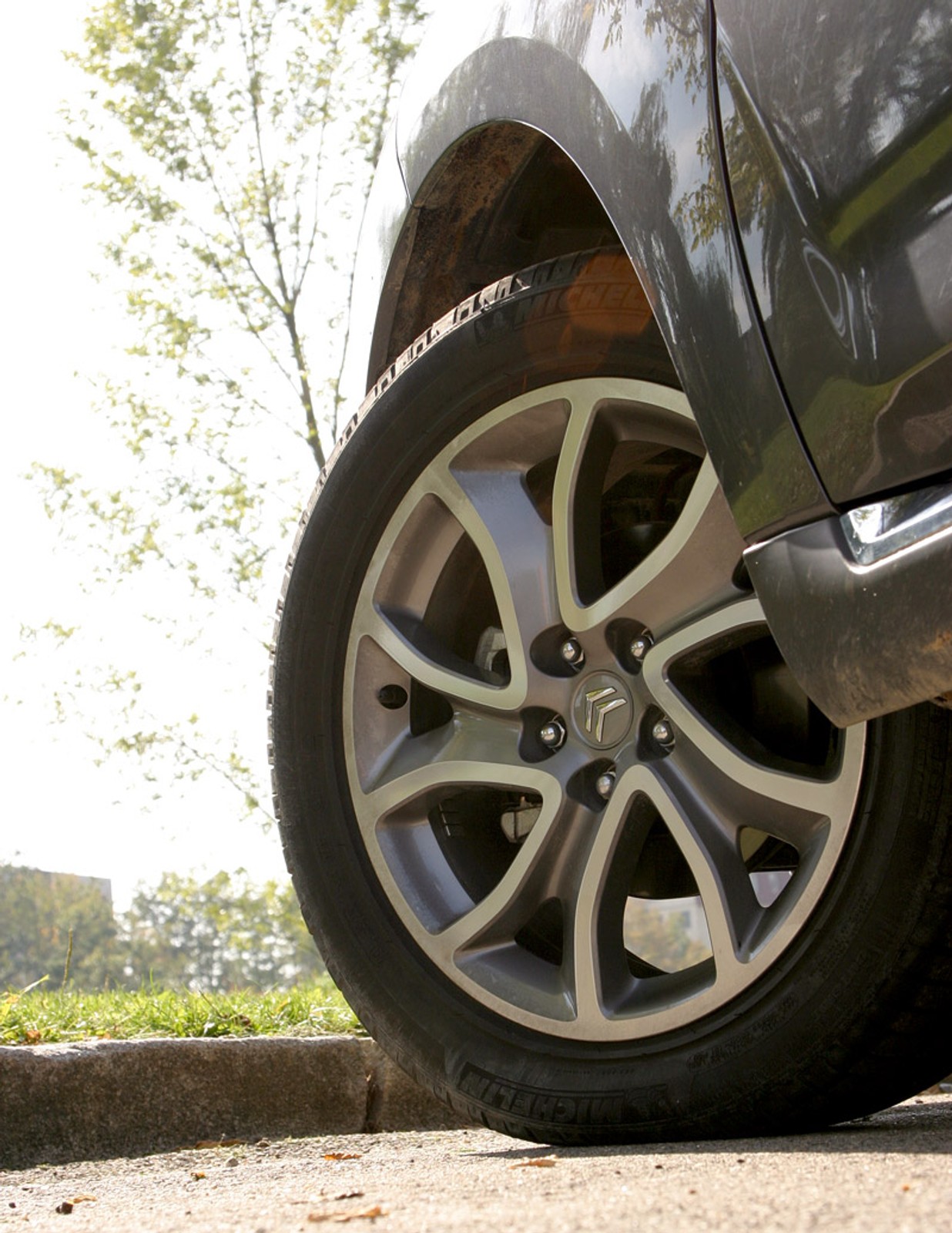 Citroën C-Crosser 2,2 HDI - spełnienie marzeń za 140 tys. zł