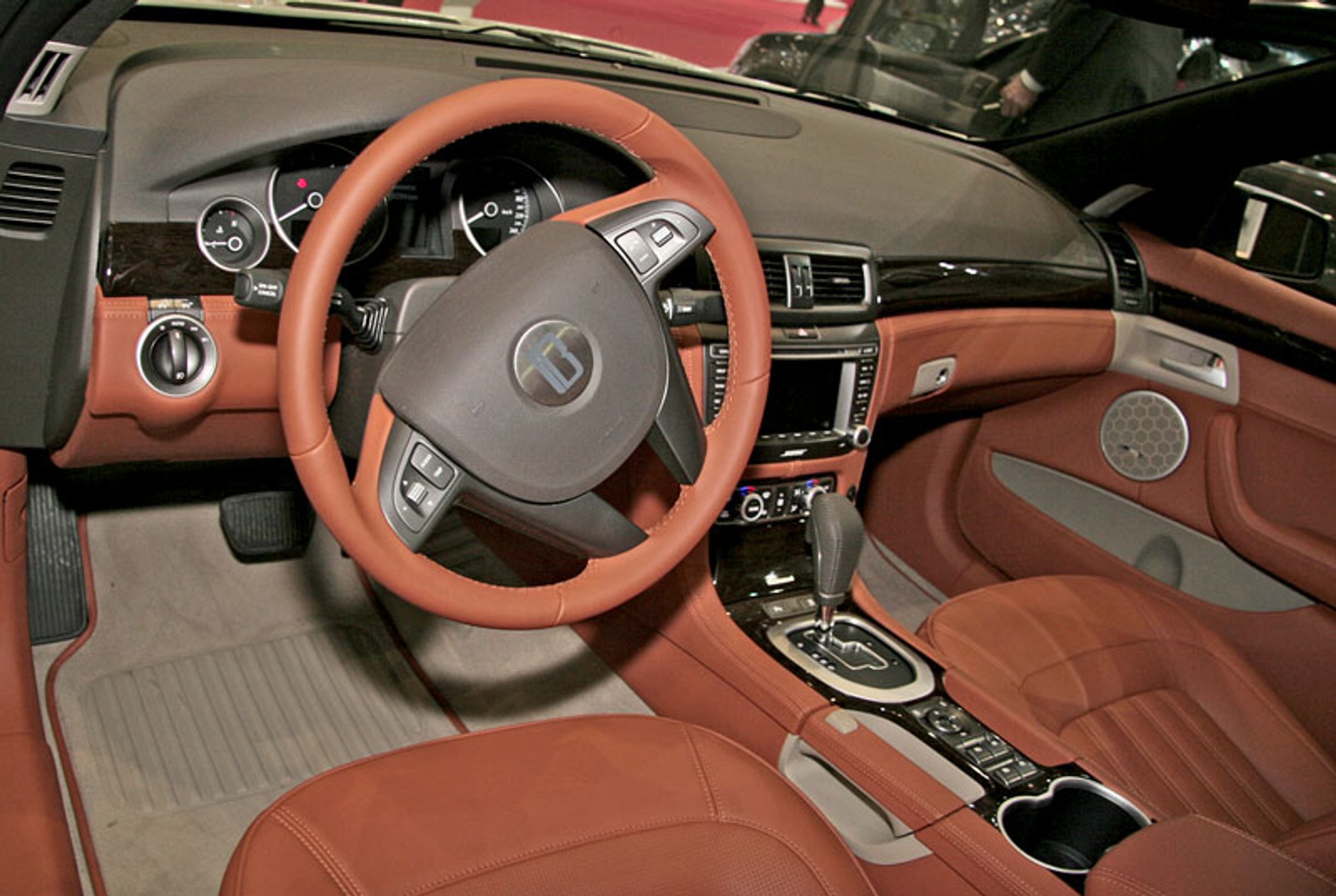 Genewa 2009: Bitter Vero Sport – konkurent BMW M5 z silnikiem z Corvette