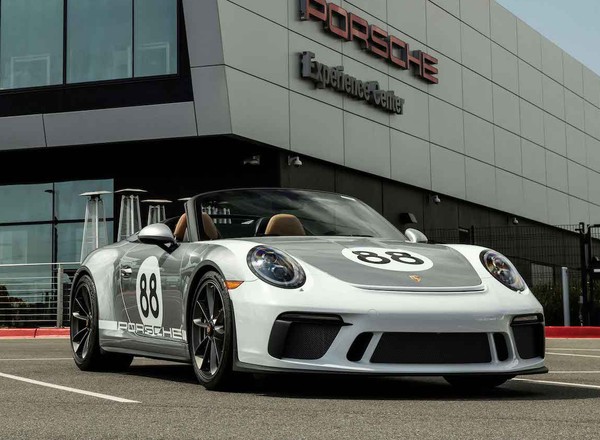 Ostatnie Porsche 911 Speedster na aukcji charytatywnej