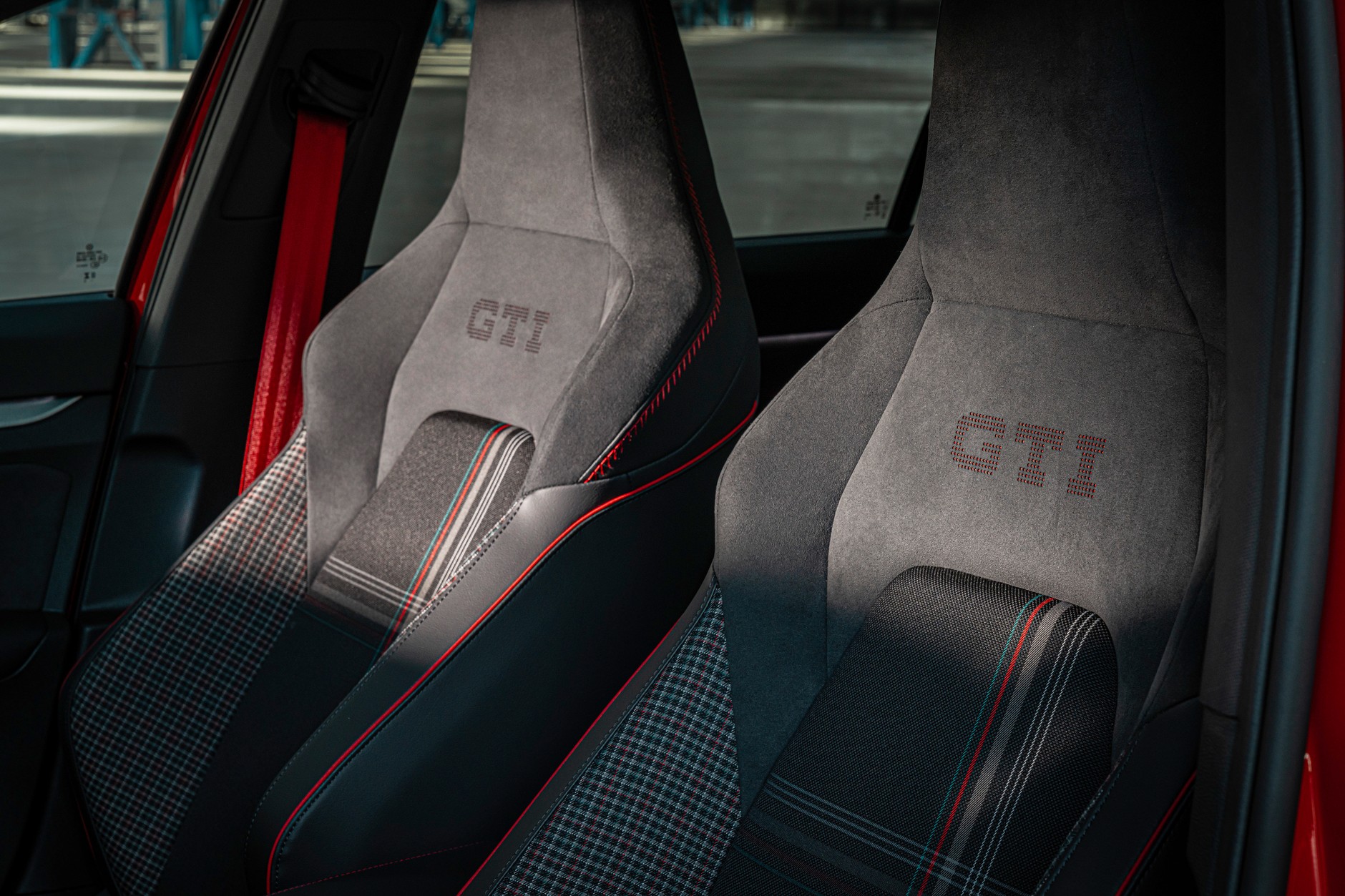 Volkswagen Golf GTI EDITION 50