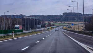 Ograniczenia w ruchu drogowym w okresie noworocznym. Kogo dotyczą?