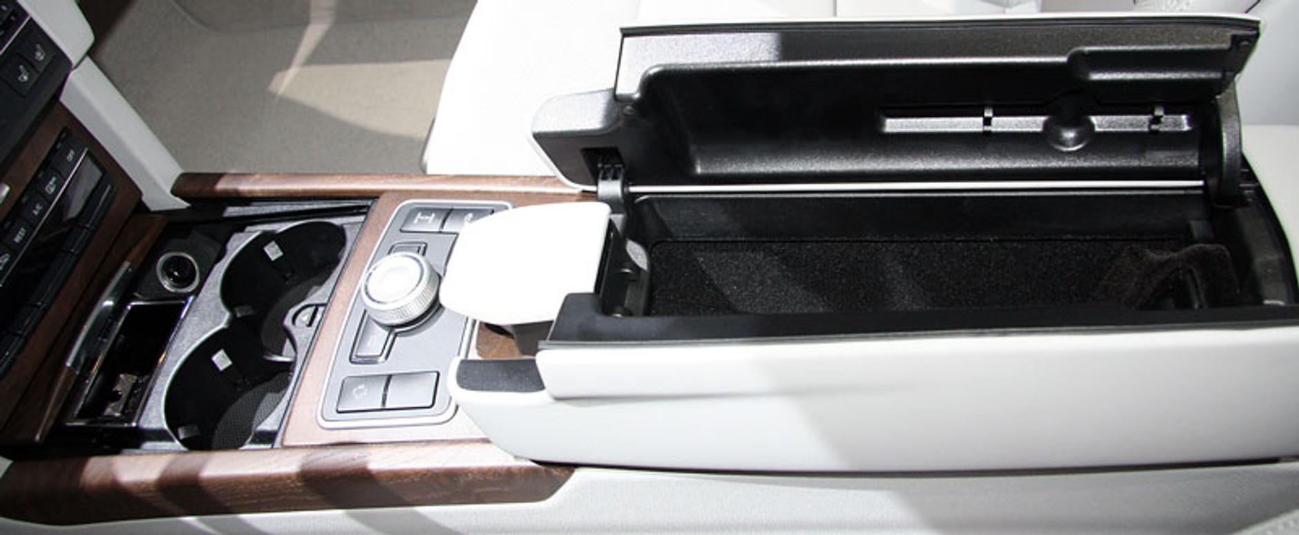 Genewa 2009: Mercedes-Benz klasy E – pierwsze wrażenia