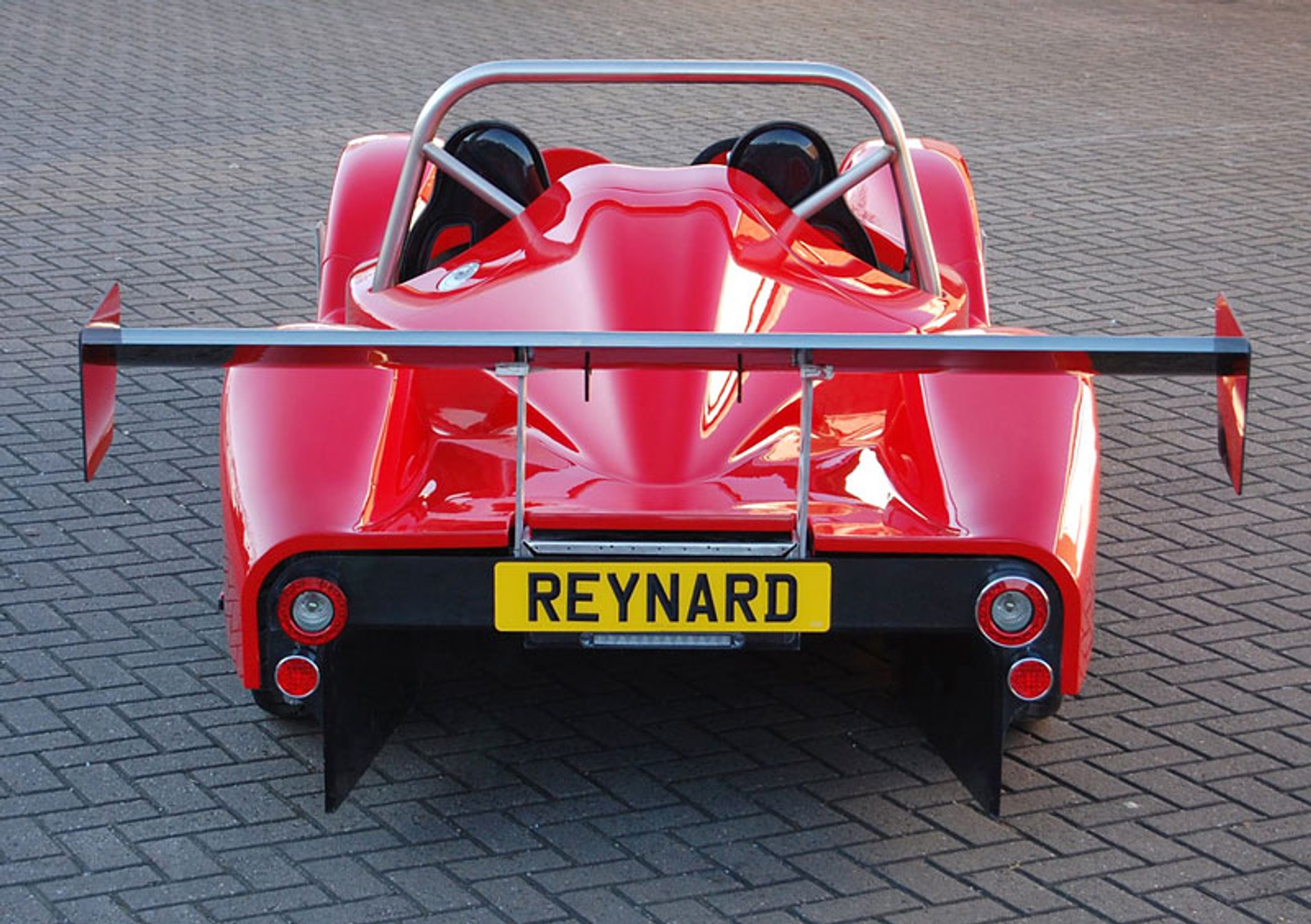 Reynard Inverter: na zawody po drogach publicznych