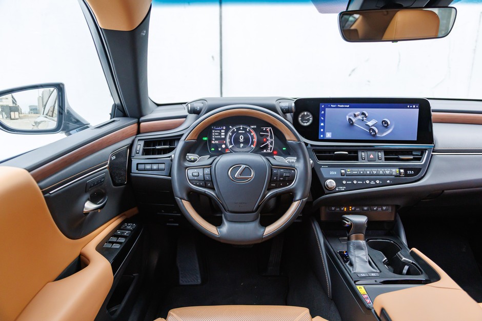 2024 Lexus ES300h