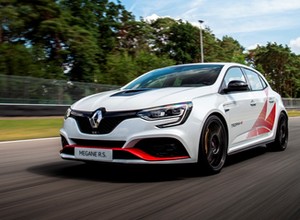 Renault Megane R.S. Trophy-R – mistrzowski styl