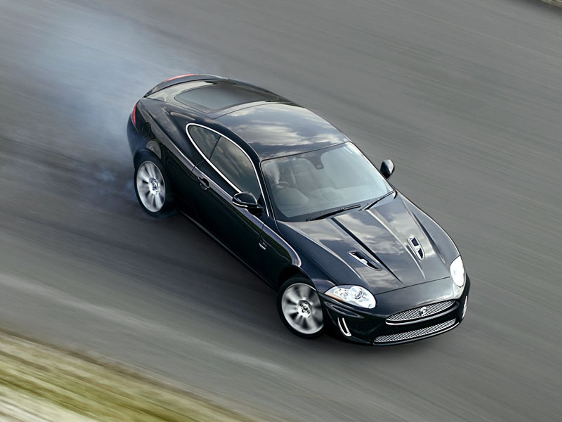 Detroit 2009: Jaguar XK i XKR 2010 – nowe silniki 5,0 V8 i niewielki facelifting