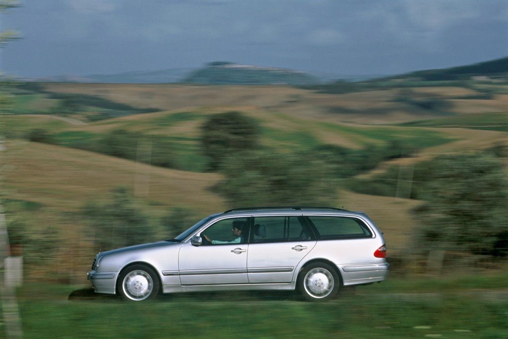 Mercedes klasy E (W 210)