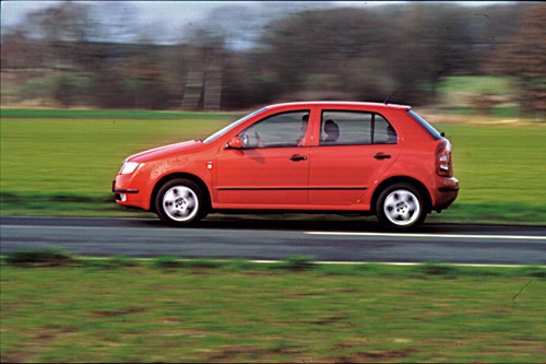 Seat ibiza 1.4 16V, Skoda Fabia 1.4 16V, Volkswagen Polo 1.4 16V - Rodzeństwo bez konfliktu