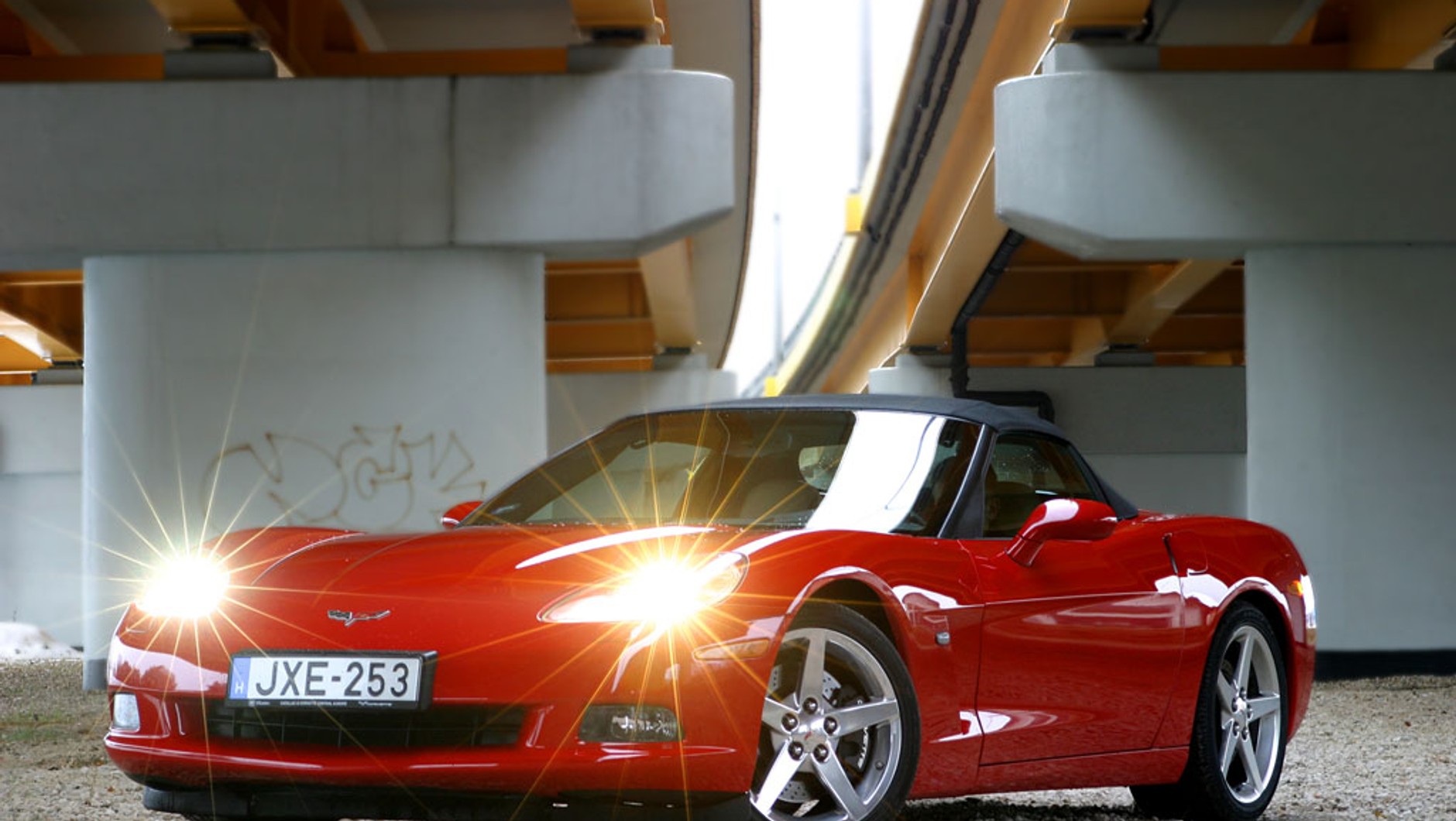 Chevrolet Corvette C6: prawdziwe sportowe auto w cenie nowego miejskiego malucha. Okazja?