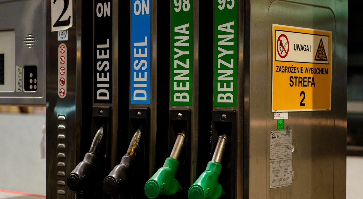 Sprawdzili jakość paliw na polskich stacjach. Jest prawie dwa razy gorzej niż przed rokiem