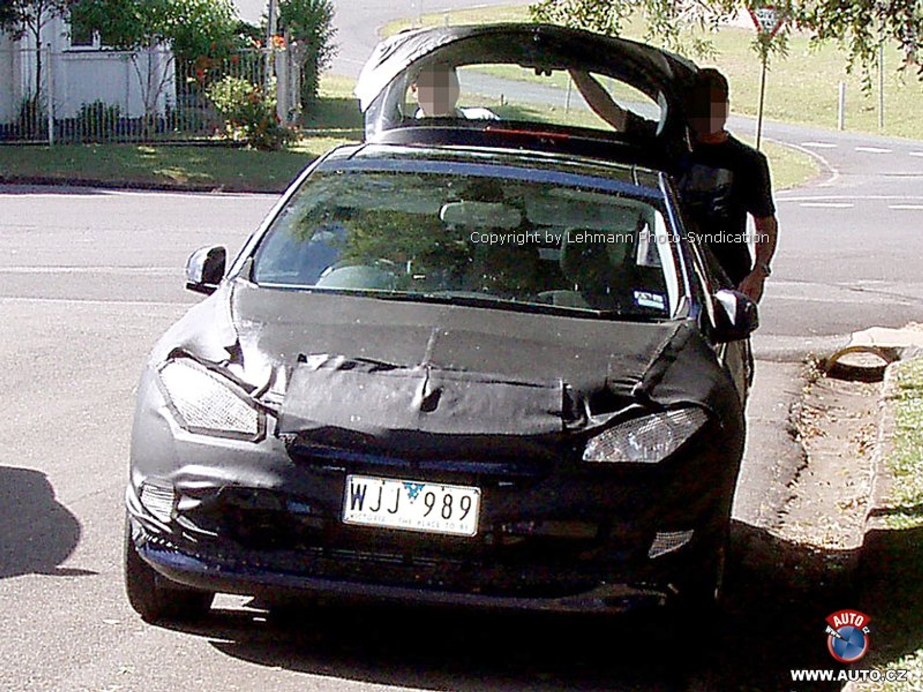 Zdjęcia szpiegowskie: Renault Megane trzeciej generacji