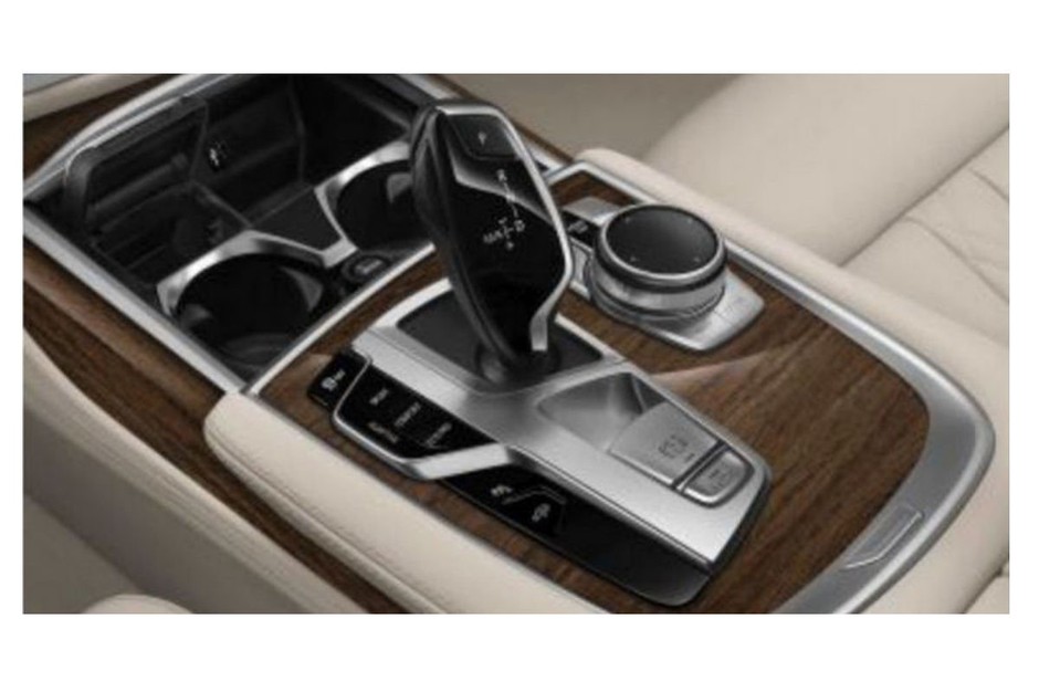 BMW serii 7 (G11)