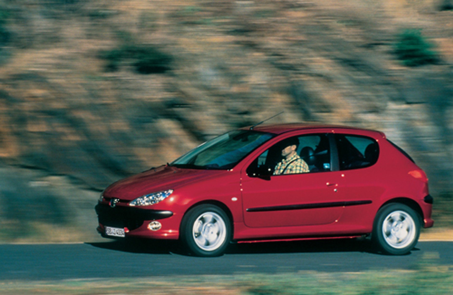 Peugeot 206 - Maluch o wielu obliczach