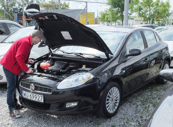 Auto z ogłoszenia: sprawdzamy Fiata Bravo