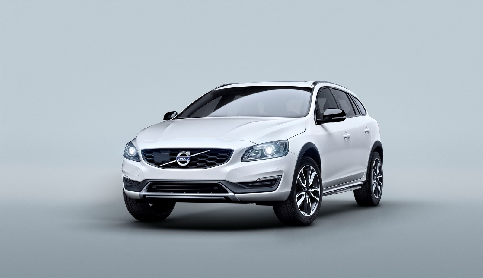 Volvo V60 Cross Country w Los Angeles