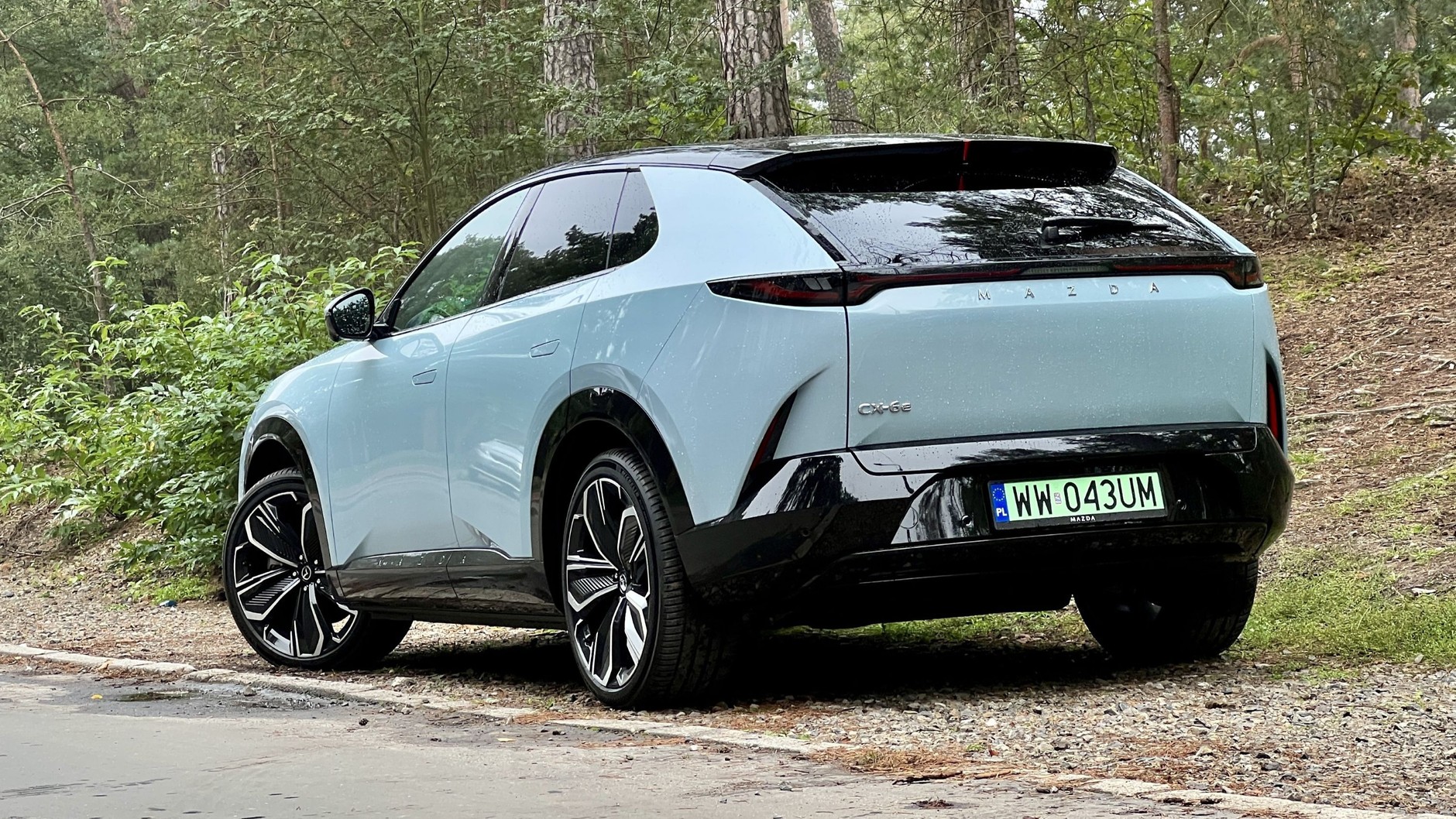 Mazda CX-6e