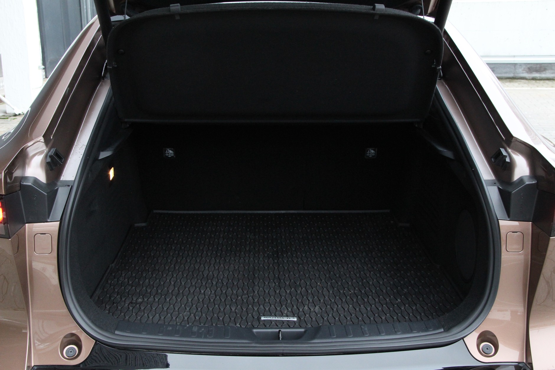 Mazda 6e Takumi Plus