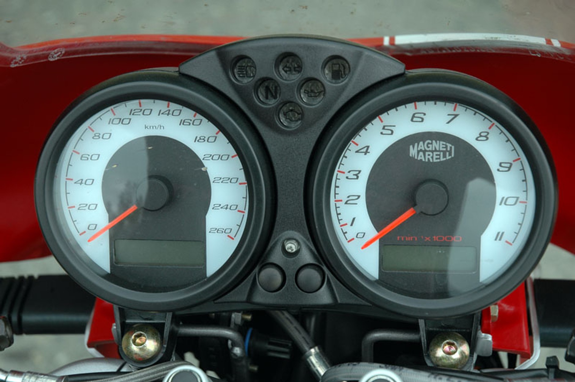 Ducati Monster S2R – włoska żyleta (test)