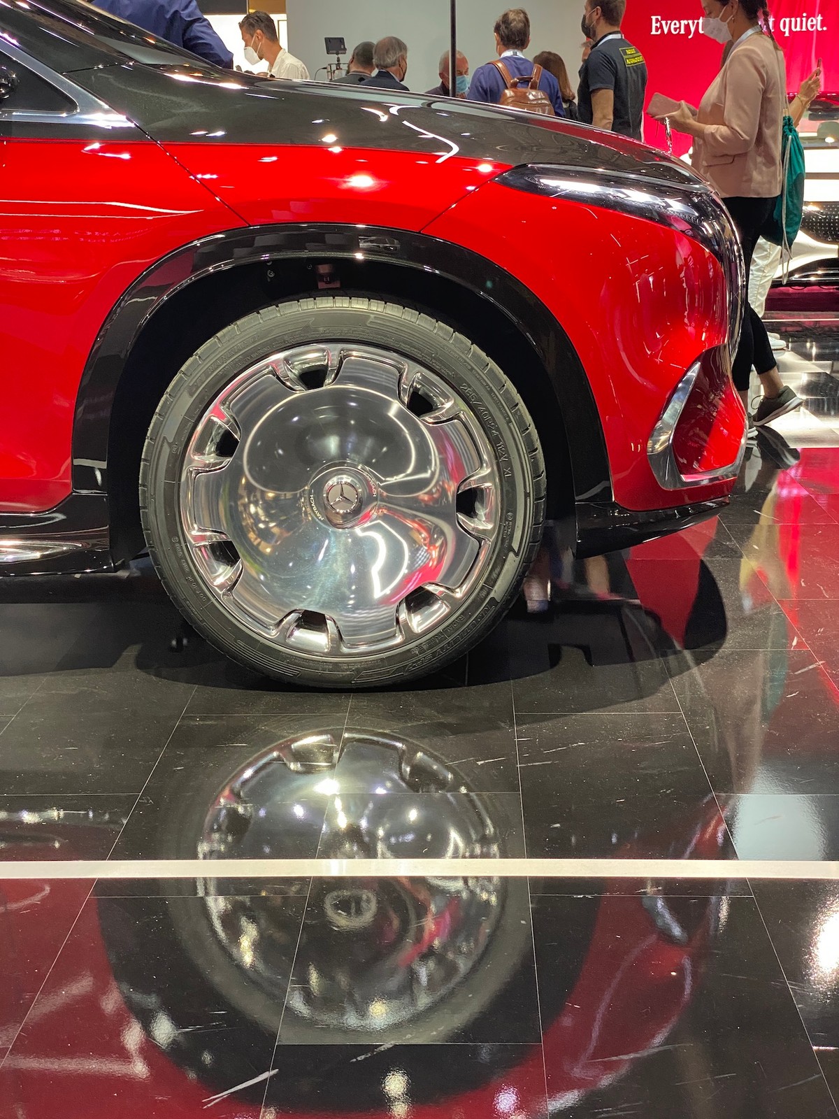 Mercedes-Maybach EQS SUV Concept