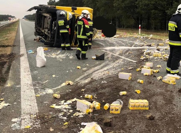 Autostrada A4 zablokowana przez... majonez. Kierowcy mogliby zrobić sałatkę