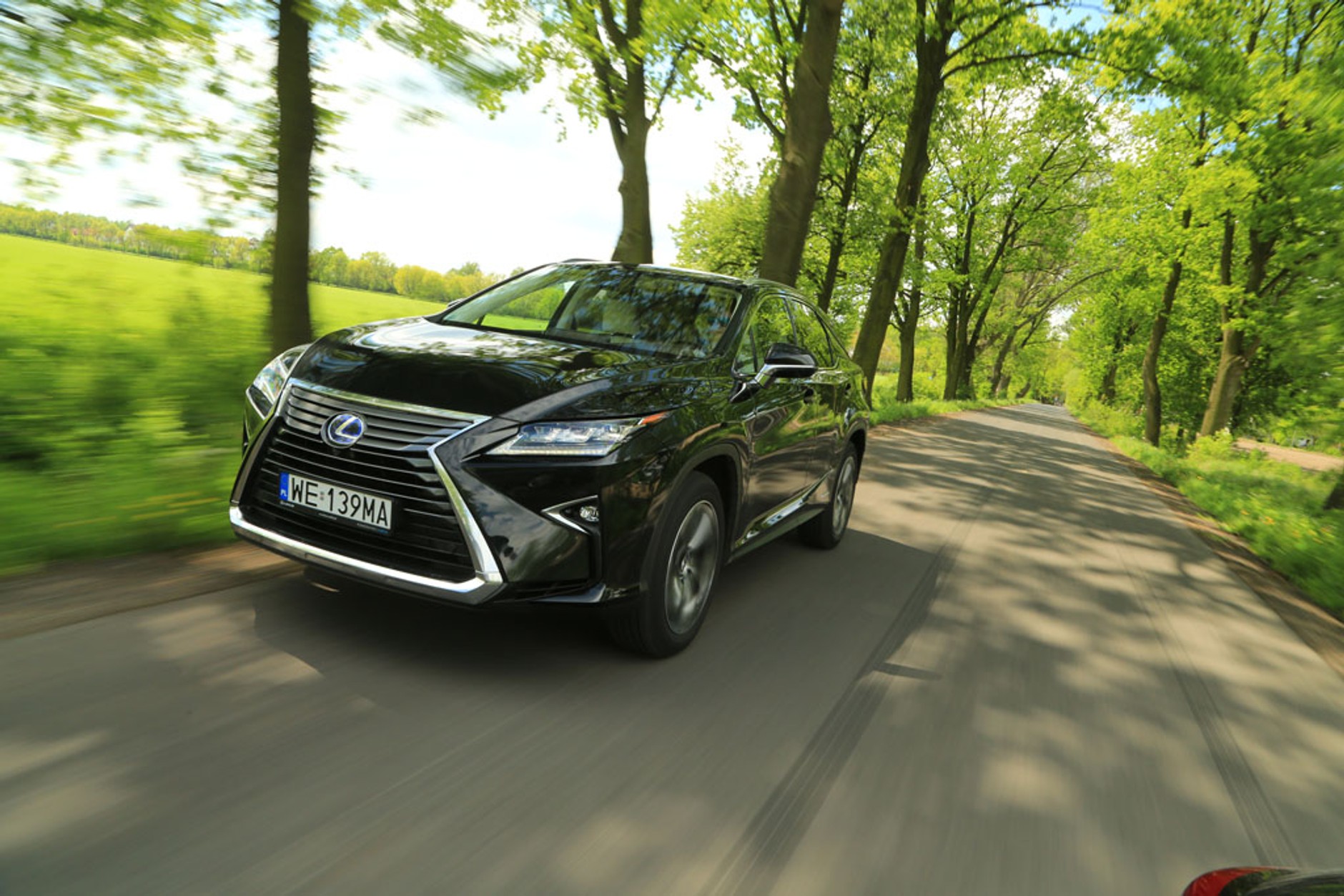 Lexus RX 450h - SUV dla fanów hybryd