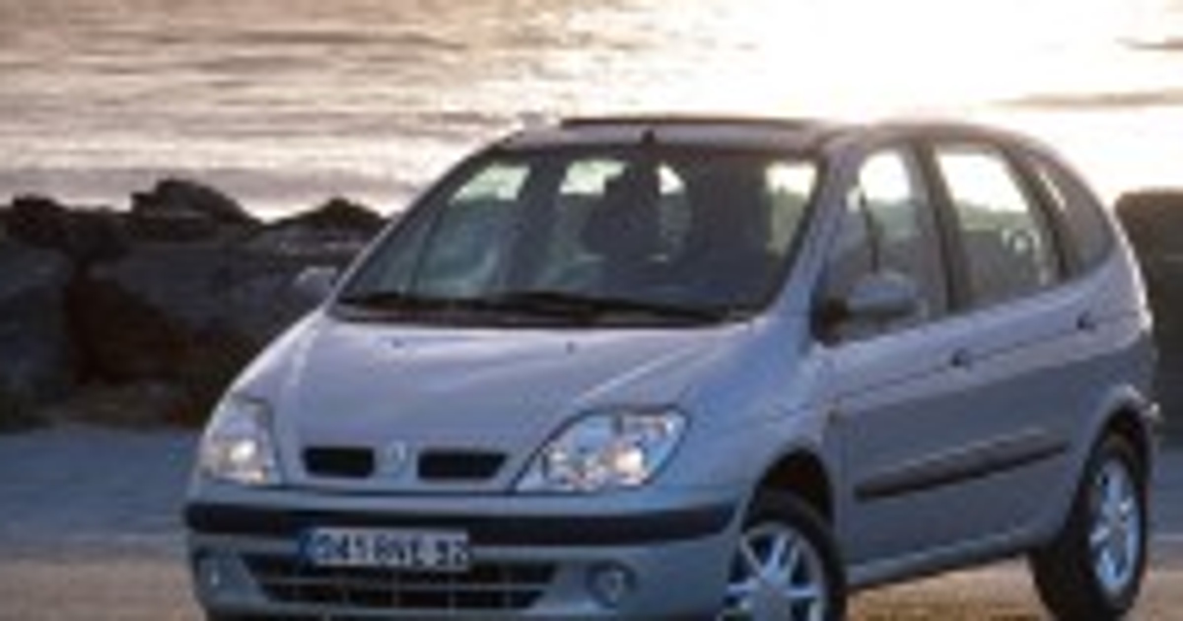MINIVAN