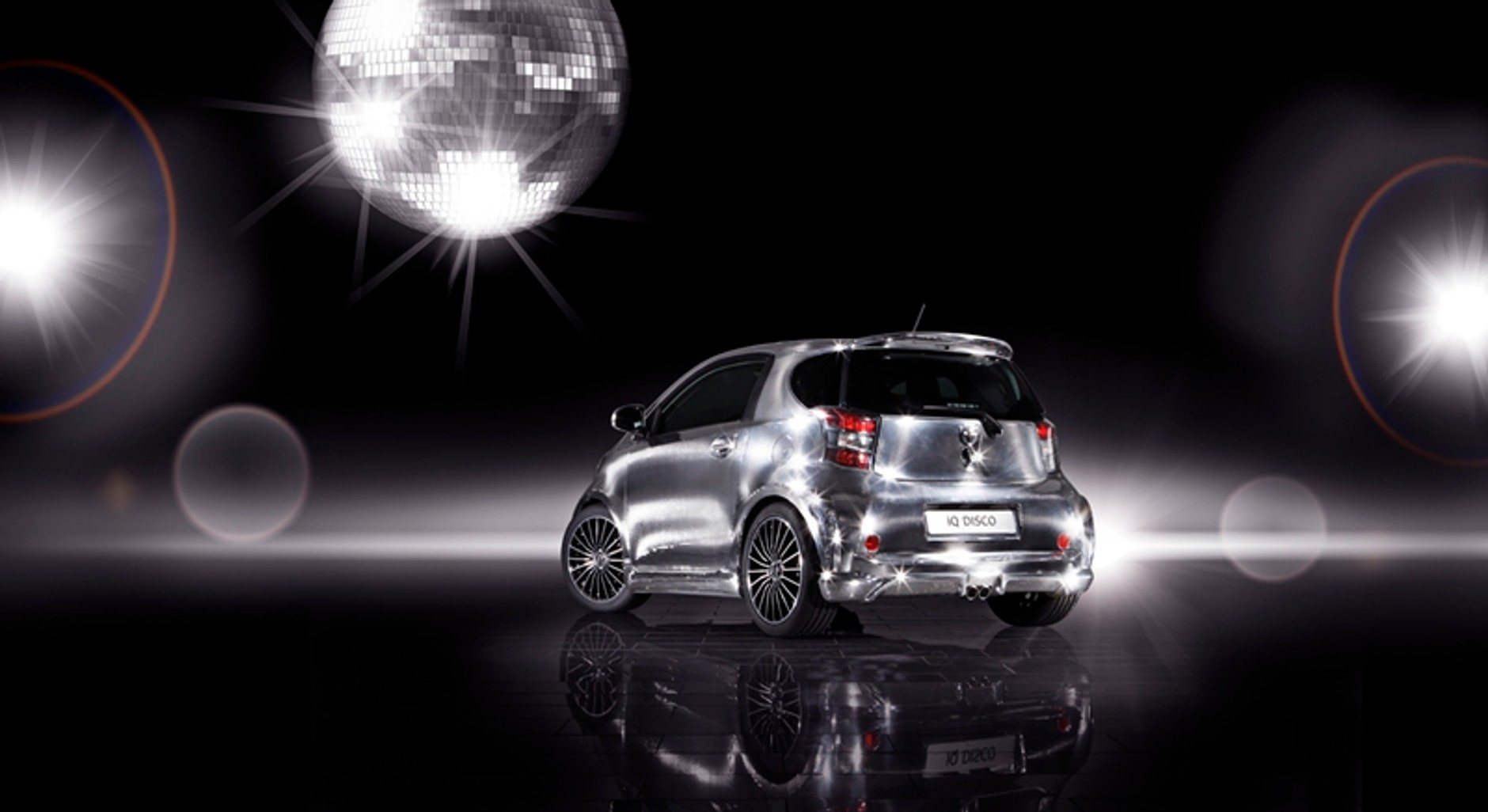 Toyota iQ Disco Concept